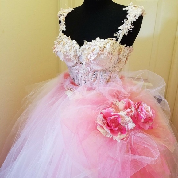 KELSEY Blush Lace & Tulle Wedding Ballgown Set - Picture 8 of 8